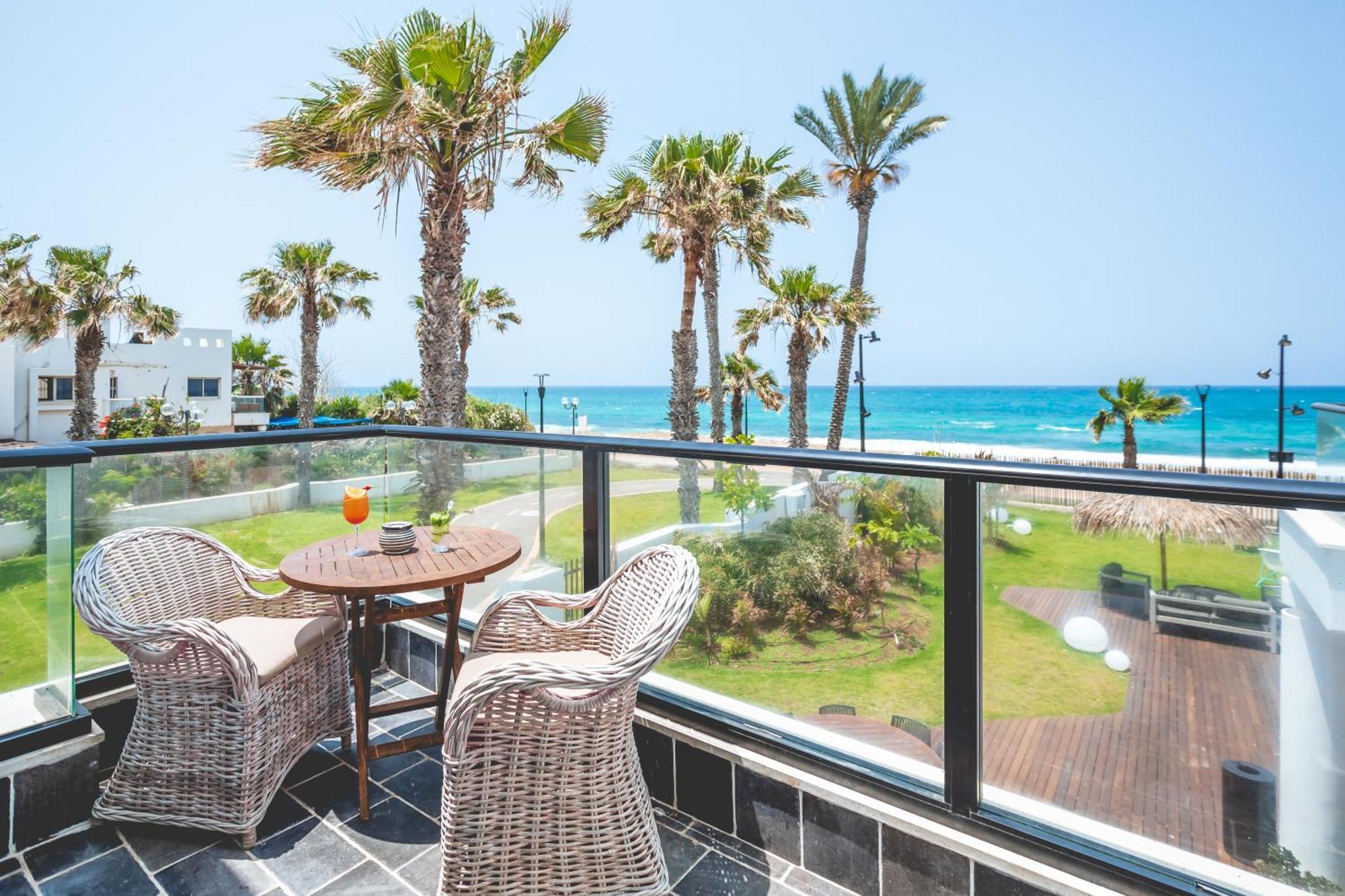 Jacob Sea Life Nahariya Hotel ภายนอก รูปภาพ