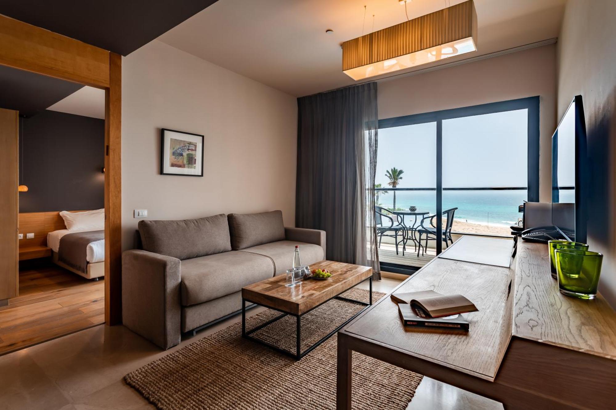 Jacob Sea Life Nahariya Hotel ภายนอก รูปภาพ