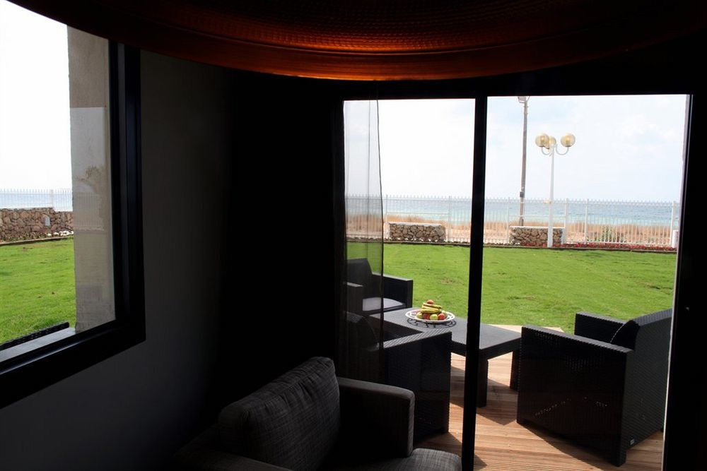 Jacob Sea Life Nahariya Hotel ภายนอก รูปภาพ